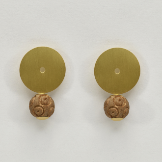 Brinco Paetê Conta de Madeira Confeitada P